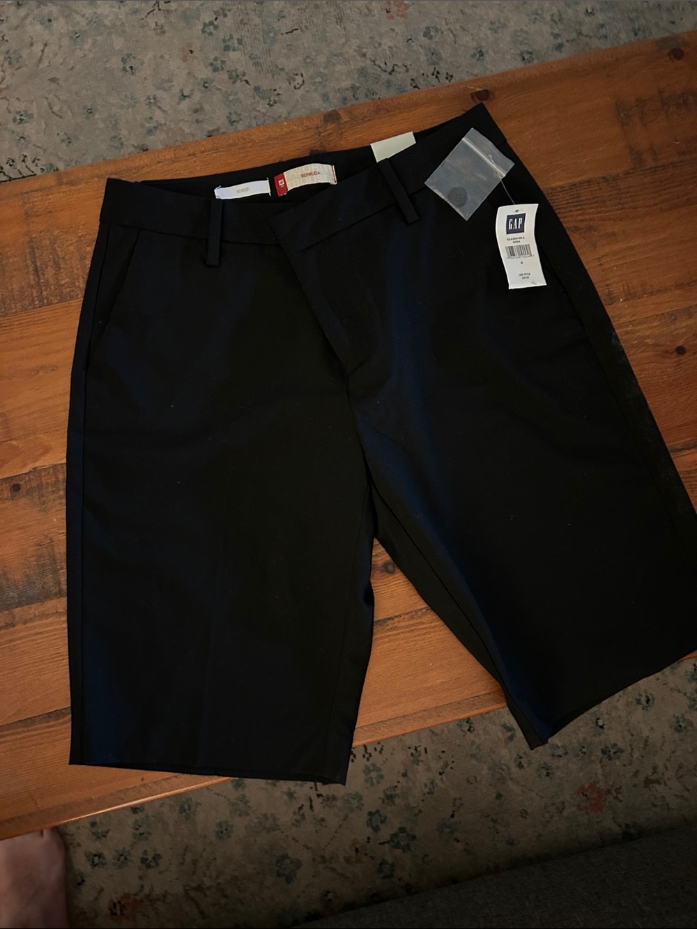 GAP Women's Black Bermuda Shorts